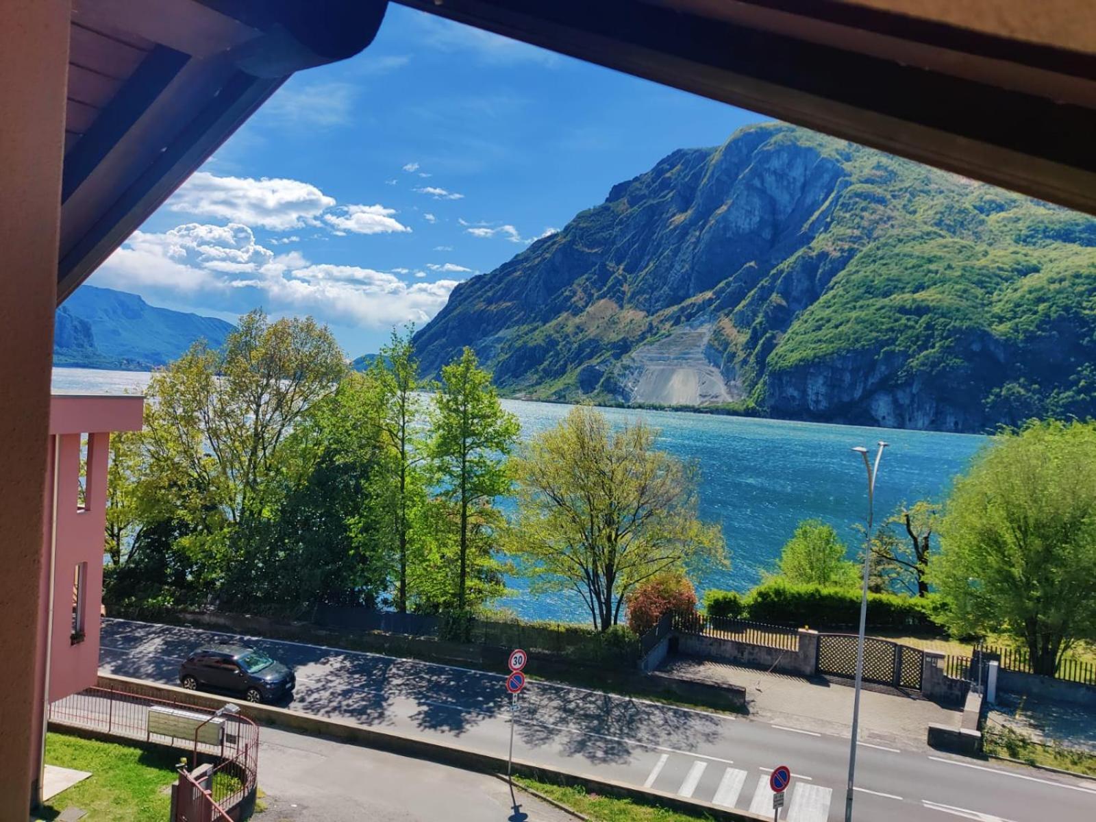 La Meridiana Sul Lago Abbadia Lariana Chambre photo
